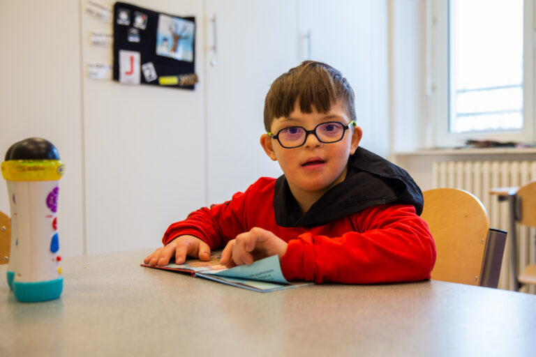 Droits des jeunes accompagnés  et de leurs représentants légaux - Protection de l’enfance - Adèle de Glaubitz