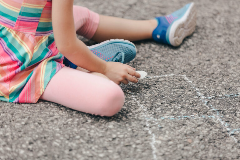 Le trauma complexe développemental et ses conséquences comportementales : - Protection de l’enfance - Adèle de Glaubitz
